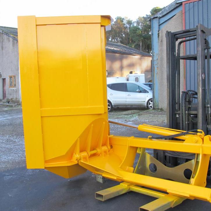 Side Tipping Bucket c/w Chute Extension